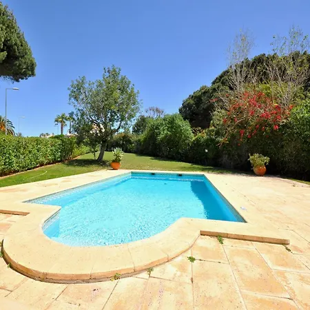 In Vilamoura Near Falesia Villa *