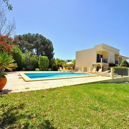 In Vilamoura Near Falesia 别墅