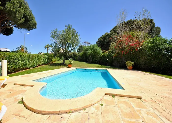 In Vilamoura Near Falesia Villa *